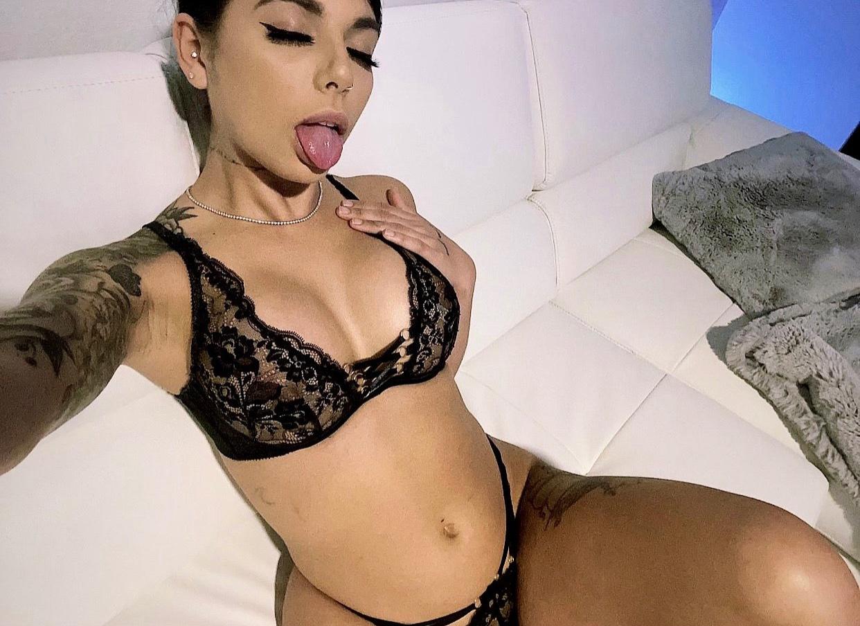 READY FOR FUN👅SNAPCHAT: MYLIEKATE2022